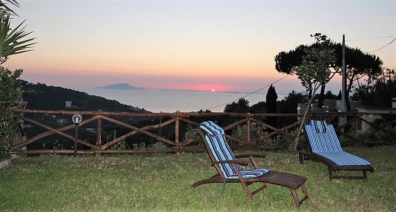 Villa Chalet Annie à Sorrente Extérieur photo